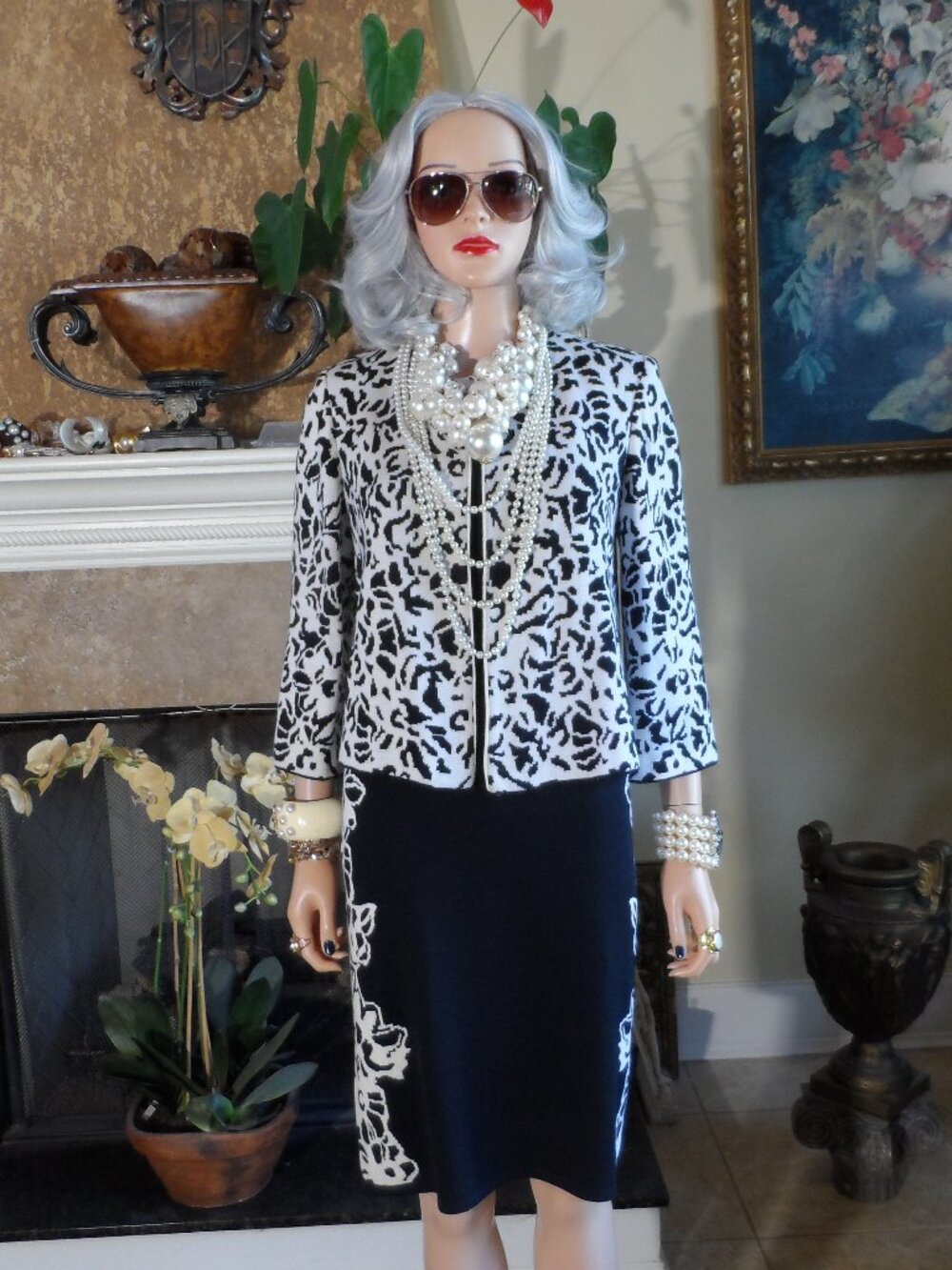 St. John Collection Black & White Wool Blend Knit Dress & Jacket Set Size 10